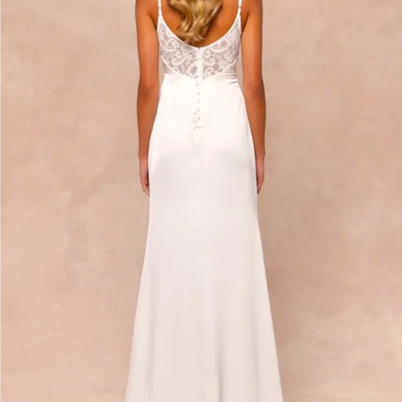 White wedding dress - Picture 5 of 8
